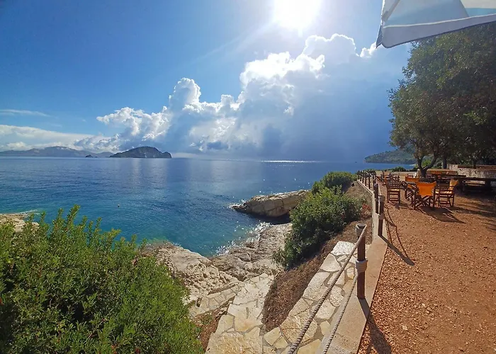 Апартаменты Arba Sulphur Springs & By 