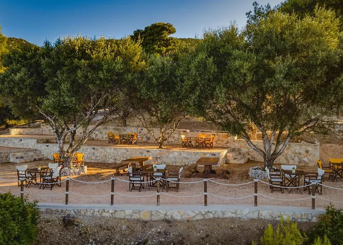 Апартаменты Arba Sulphur Springs & By 